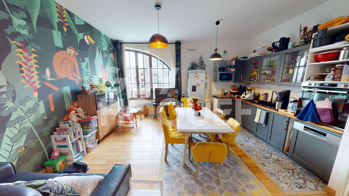 Appartement à IVRY-SUR-SEINE