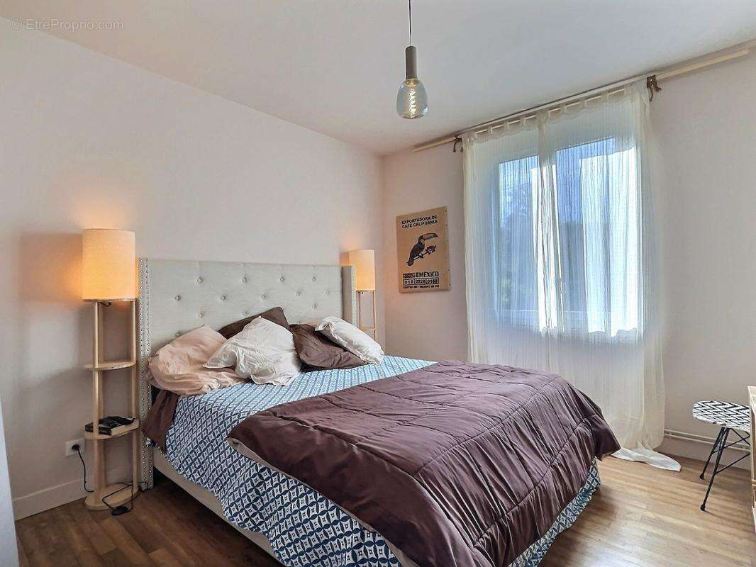 Maison à SAINT-JUERY