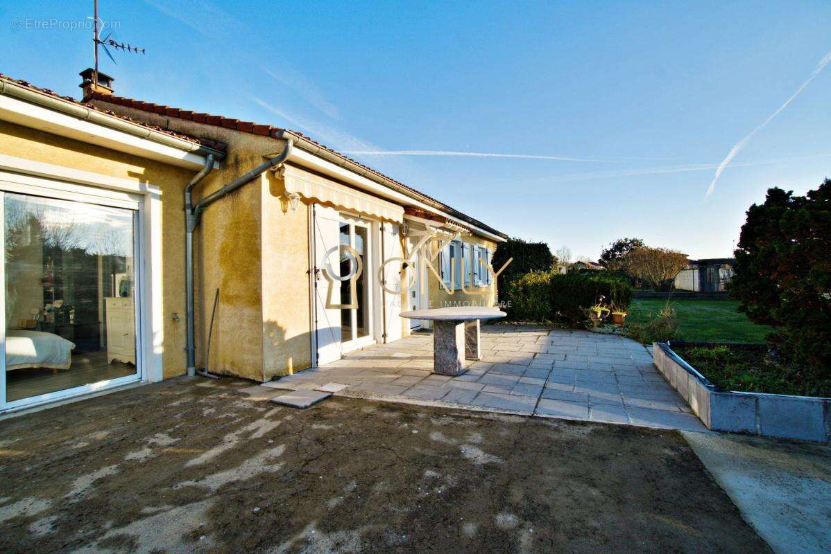 Maison à SAINT-ANDRE-DE-CORCY