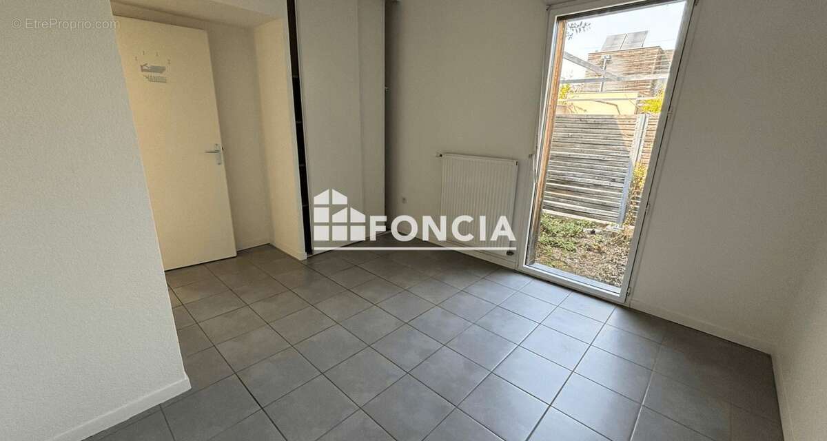 Maison T3 de plain pied avec patio - photo 8