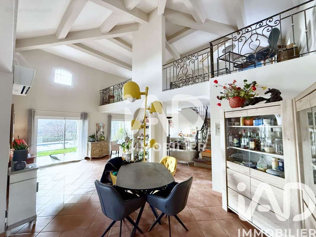 Photo 4 - Maison à SOLLIES-PONT