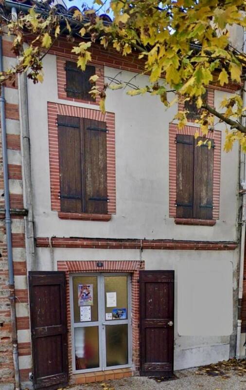 Photo 1 - Commerce à SAINT-SULPICE