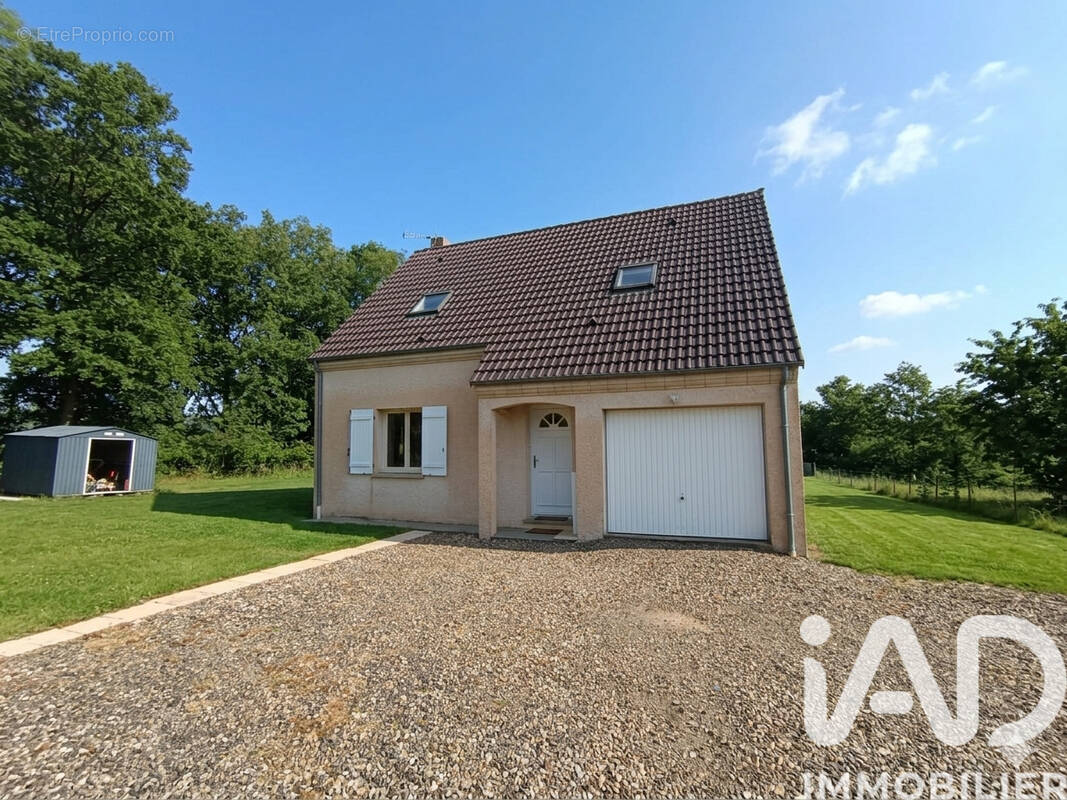 Photo 1 - Maison à SAINT-VALERIEN