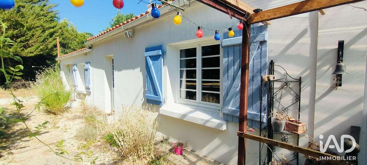 Maison 58 m² à Saint-Urbain  - photo 3