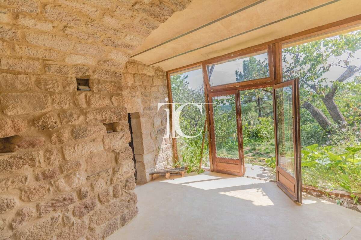 Maison à LES VANS