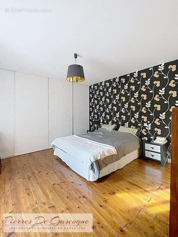 Proche CONDOM - Maison de campagne secteur CASTERA-VERDUZAN sur 10.095m² de terrain. - photo 7