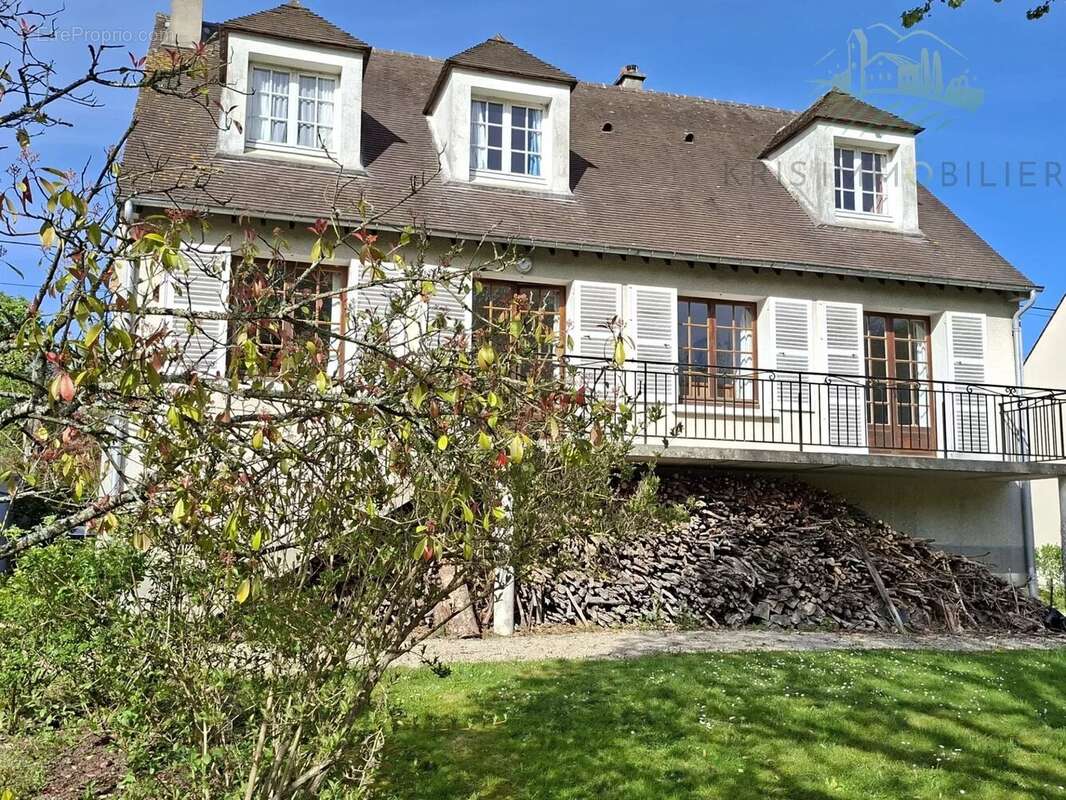 Maison à LIZY-SUR-OURCQ