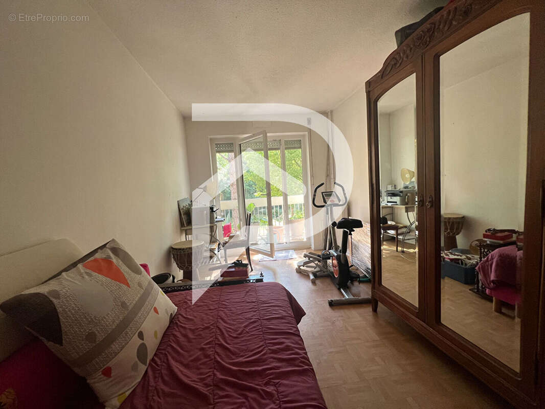 Appartement à ELANCOURT