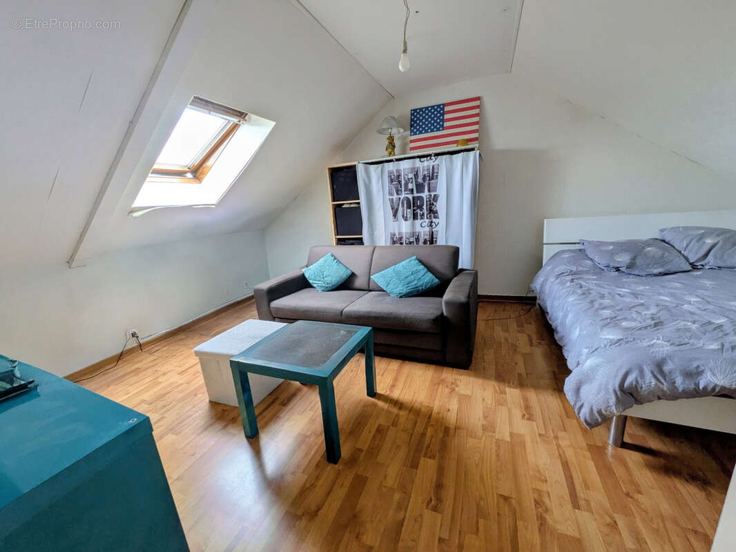 Maison à FOUQUEROLLES