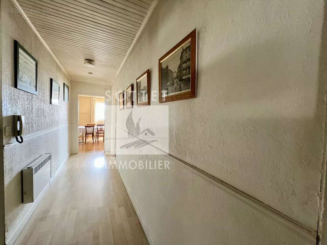 Appartement à BOLLENE