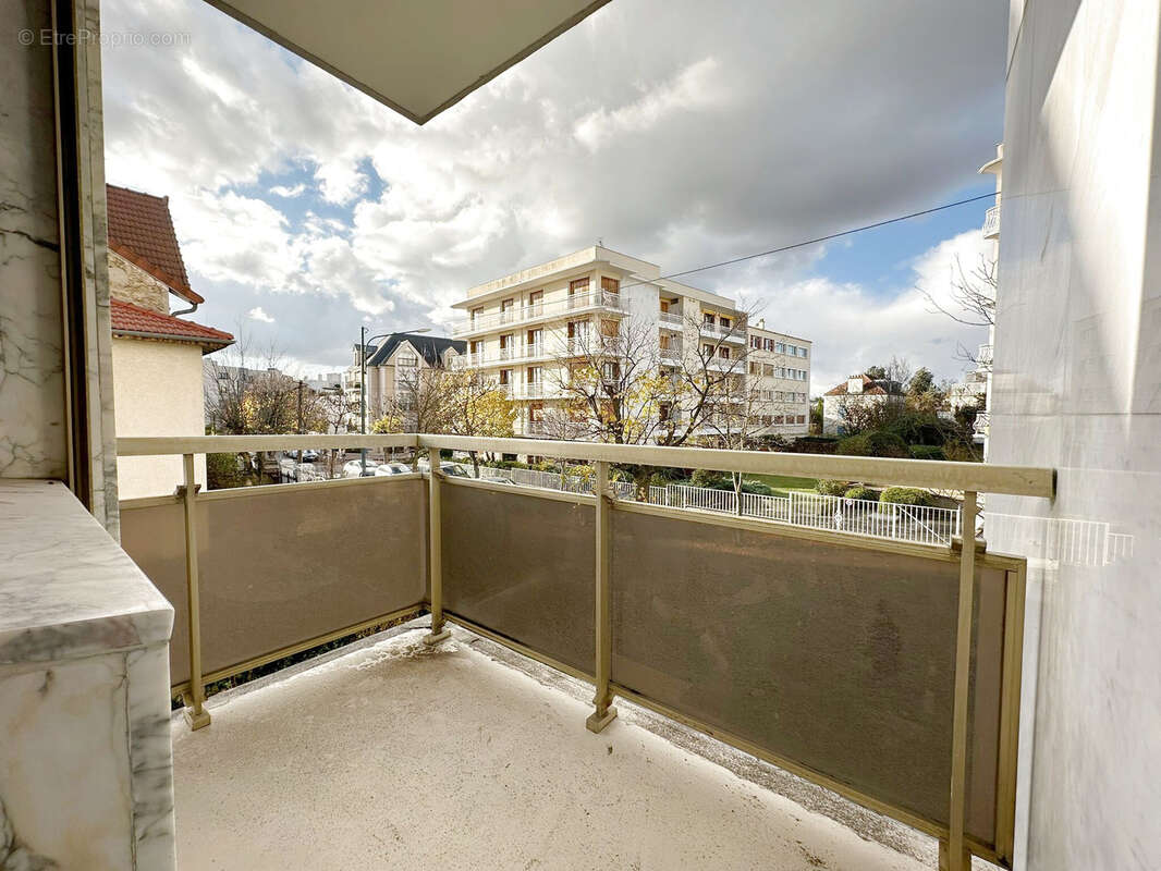 Appartement à SAINT-MAUR-DES-FOSSES