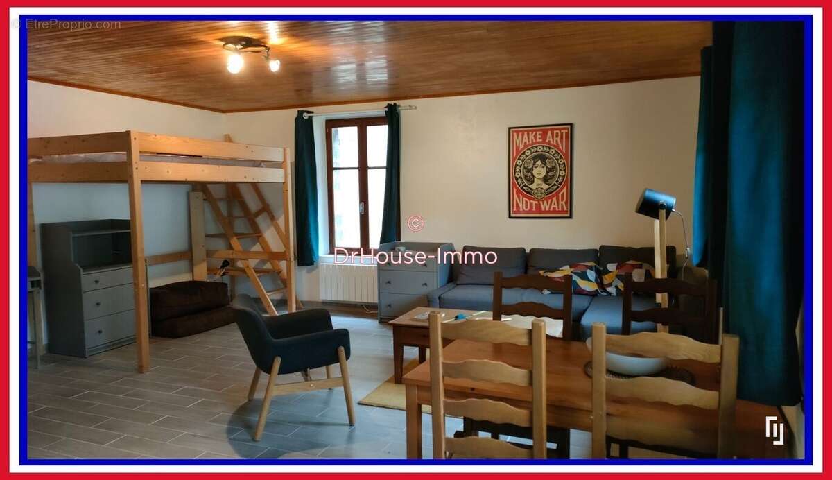 Appartement à RENCUREL