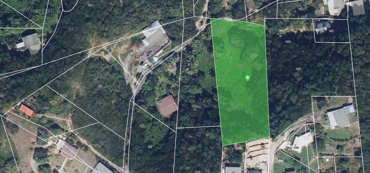 Terrain à LE GOSIER