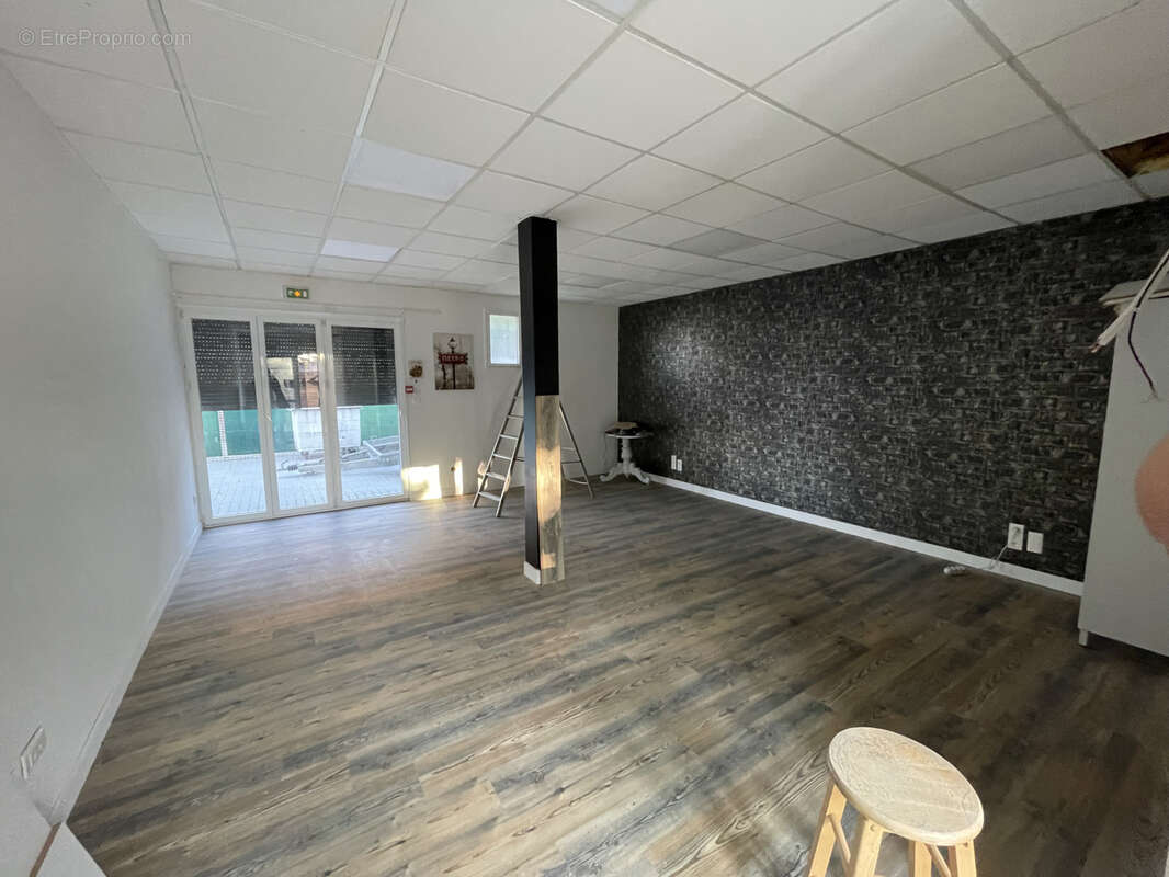 Opportunité rare   Terrain + bâtiments à fort potentiel   Zone Albasud Montauban - photo 6