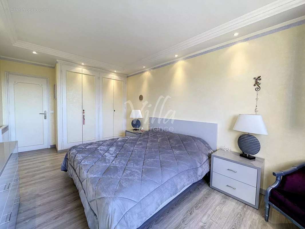 Maison à MANDELIEU-LA-NAPOULE