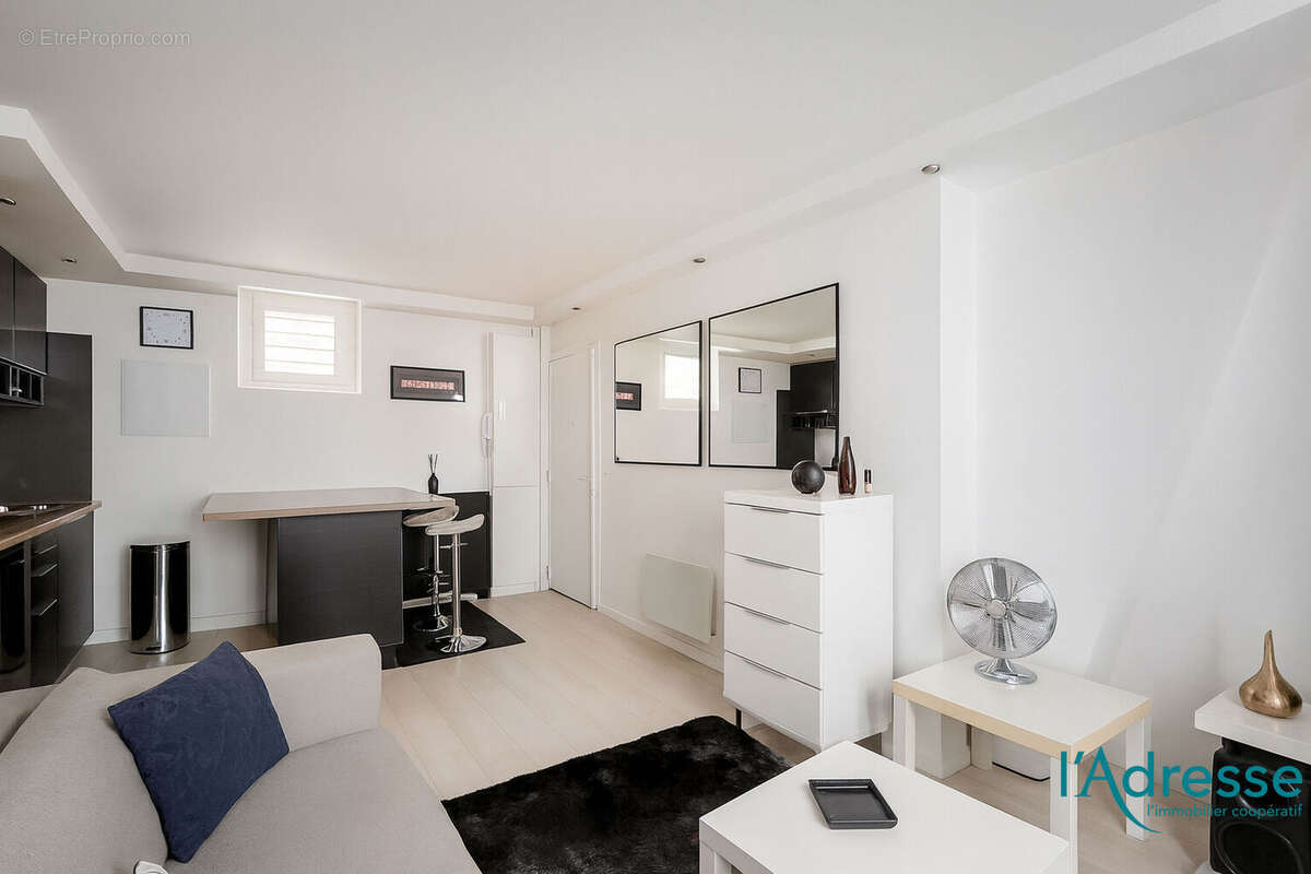 Appartement à PARIS-11E