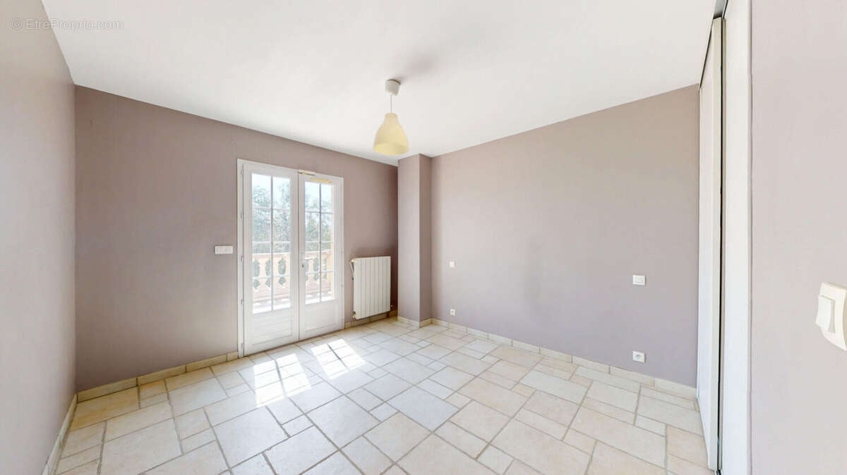 Maison à VILLENEUVE-TOLOSANE
