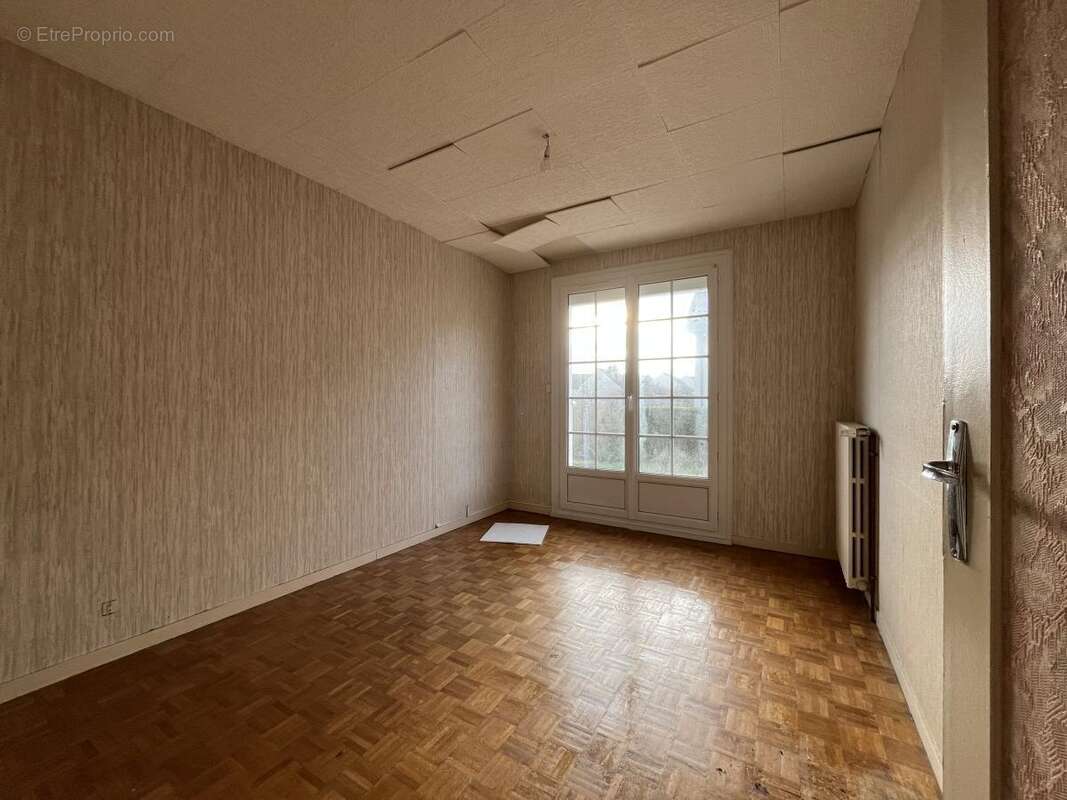 Maison 70 m² à Connerre  - photo 7