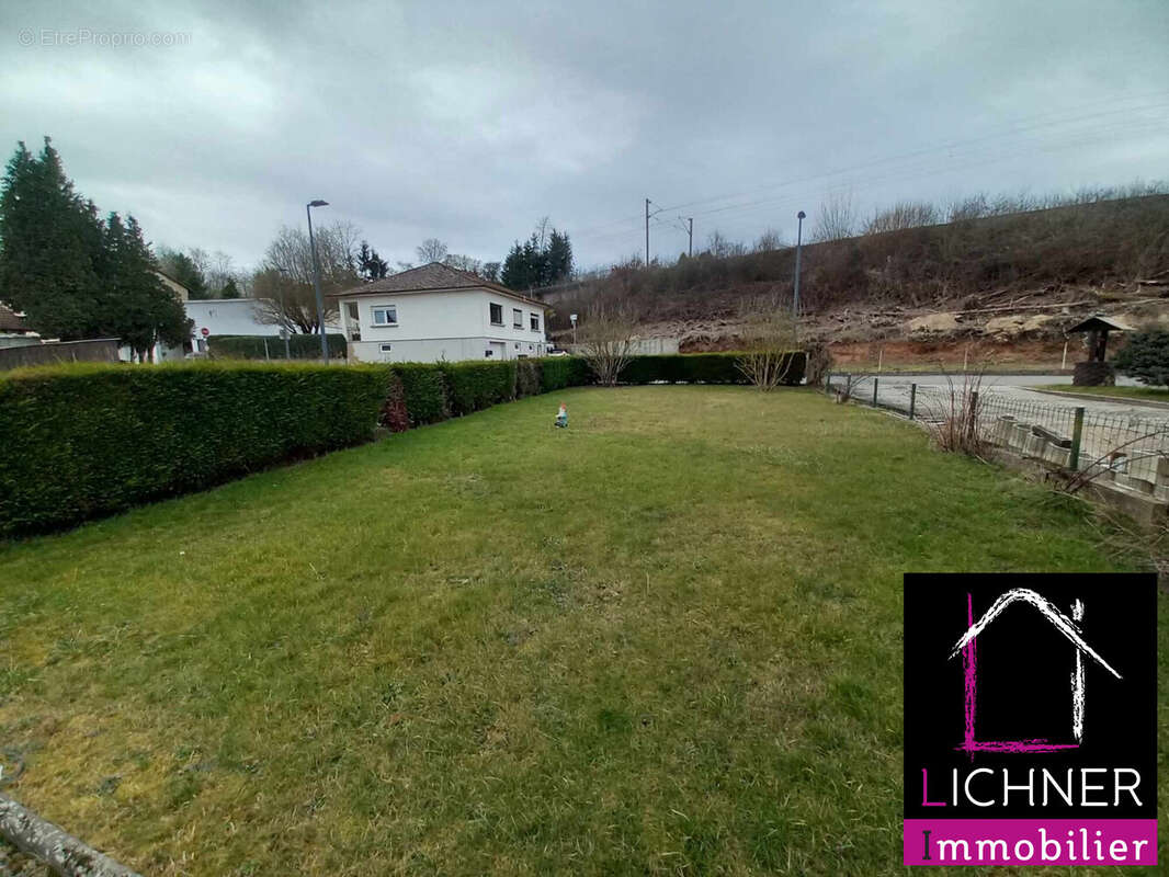 Terrain à HOMBOURG-HAUT