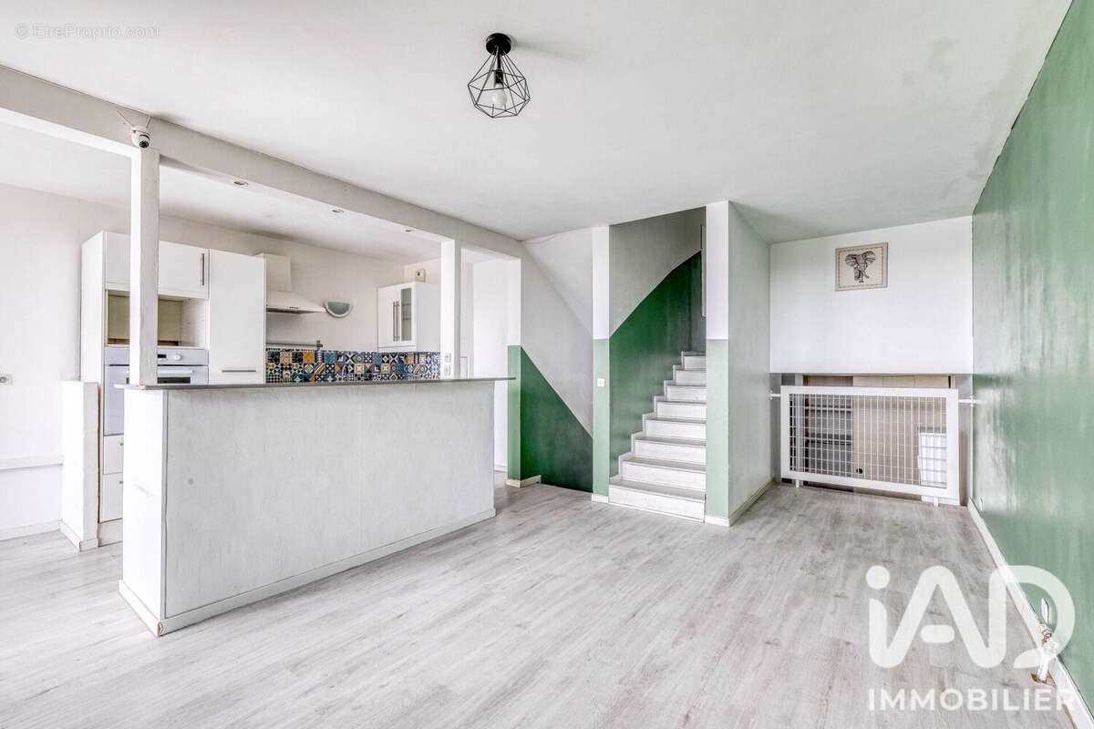 Appartement 67 m² à Villepinte  - photo 7