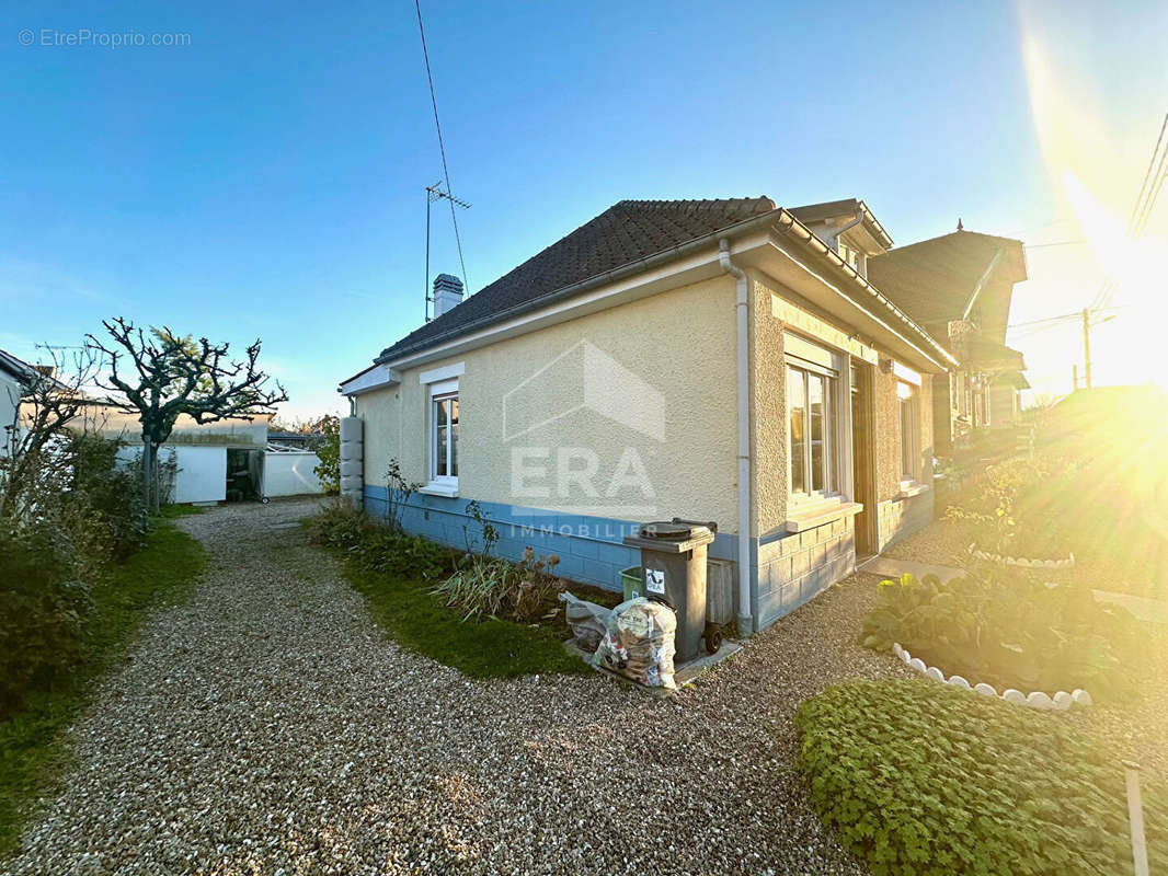 Autre à SOTTEVILLE-LES-ROUEN