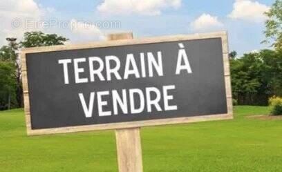 Terrain à BAVINCOURT