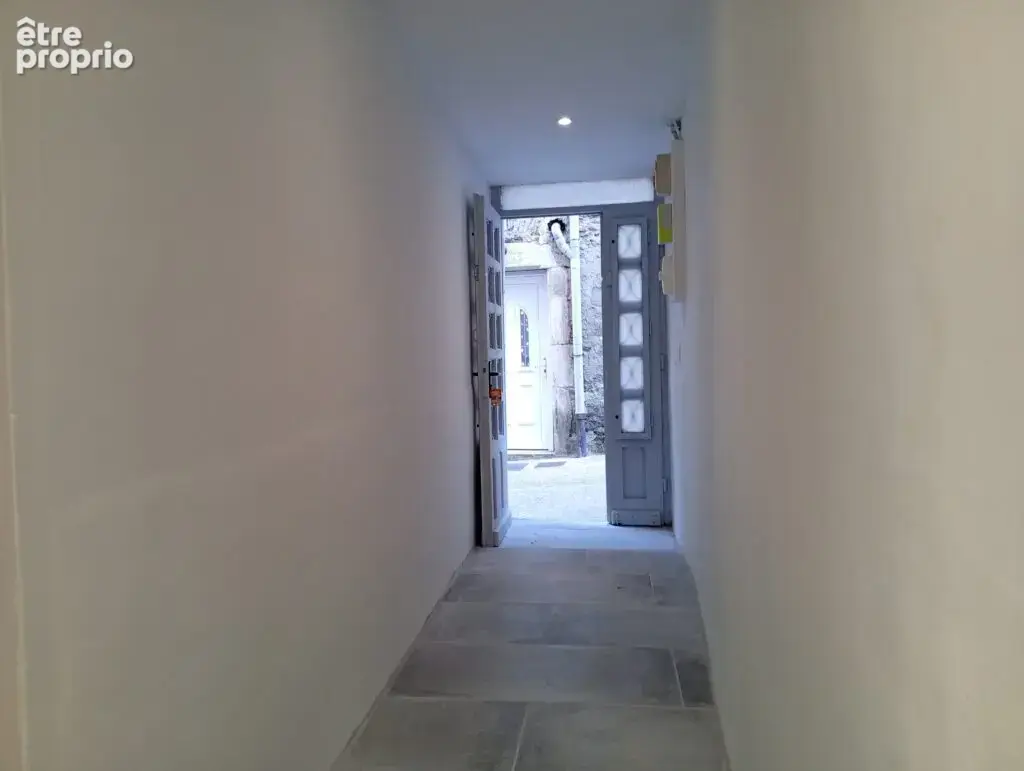 A vendre - maison renovee - garage - saint-pons-de-thomières 34220 - photo 10
