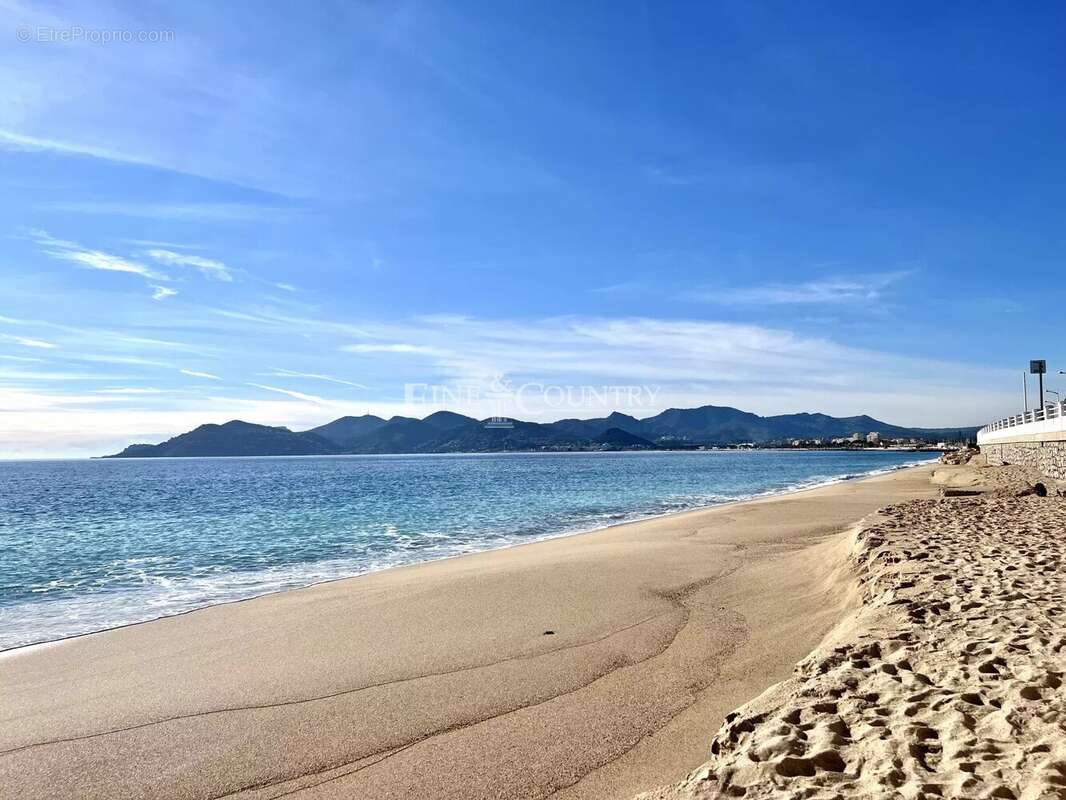 Appartement à CANNES
