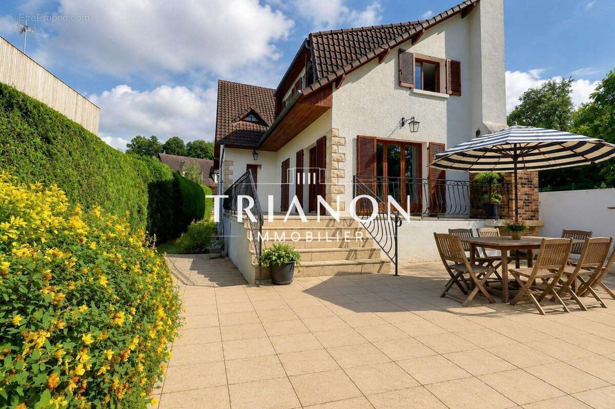 Maison à TRIEL-SUR-SEINE