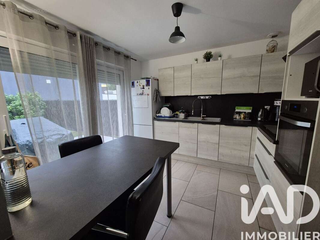 Photo 2 - Maison à LE PETIT-QUEVILLY