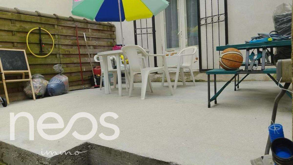 Appartement à SAINT-MAUR-DES-FOSSES