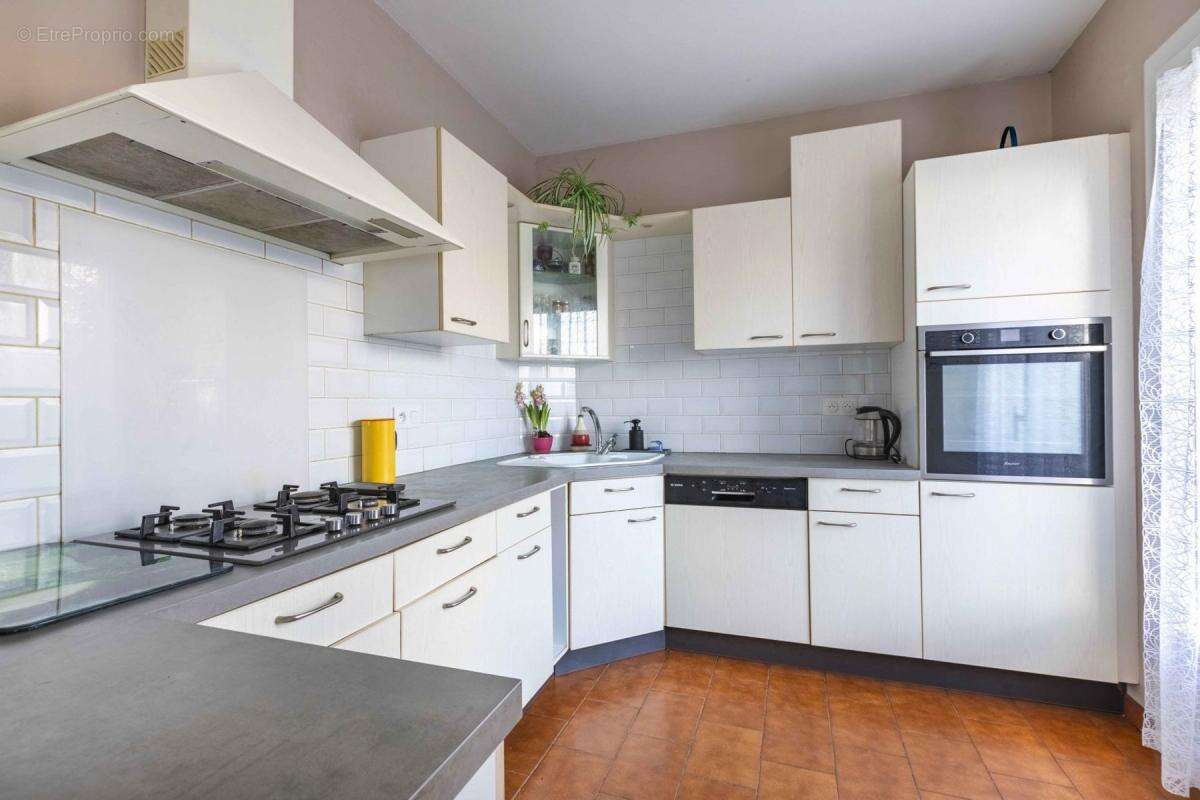 Maison à SAINT-LOUP-CAMMAS