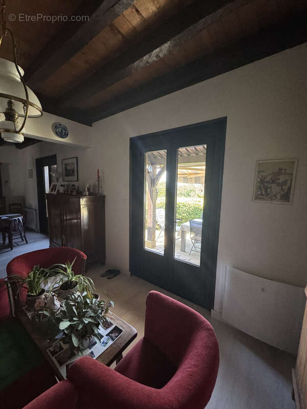 Maison à CENAC-ET-SAINT-JULIEN