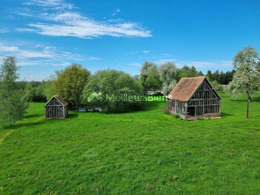 Maison à BELLOU-EN-HOULME