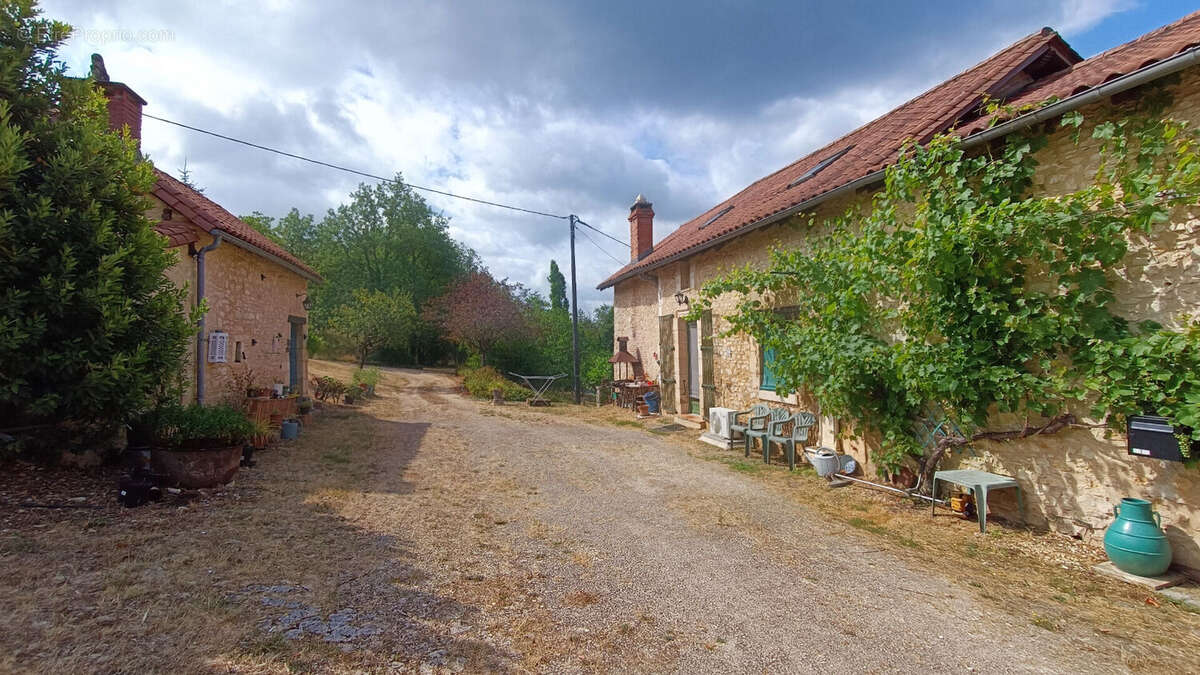 Maison 156m² à cubjac-auvézère-val d'ans - photo 10