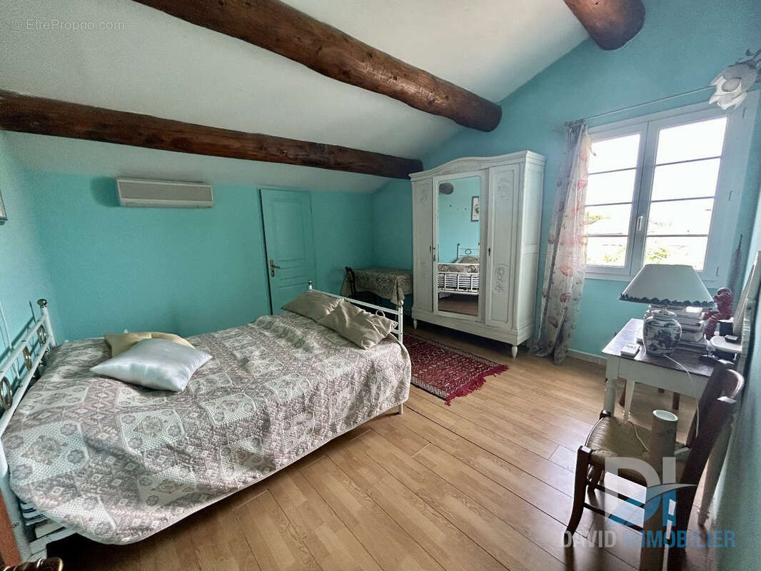 Maison à ESPONDEILHAN