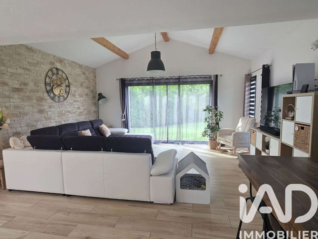Photo 3 - Maison à PONT-DE-LARN