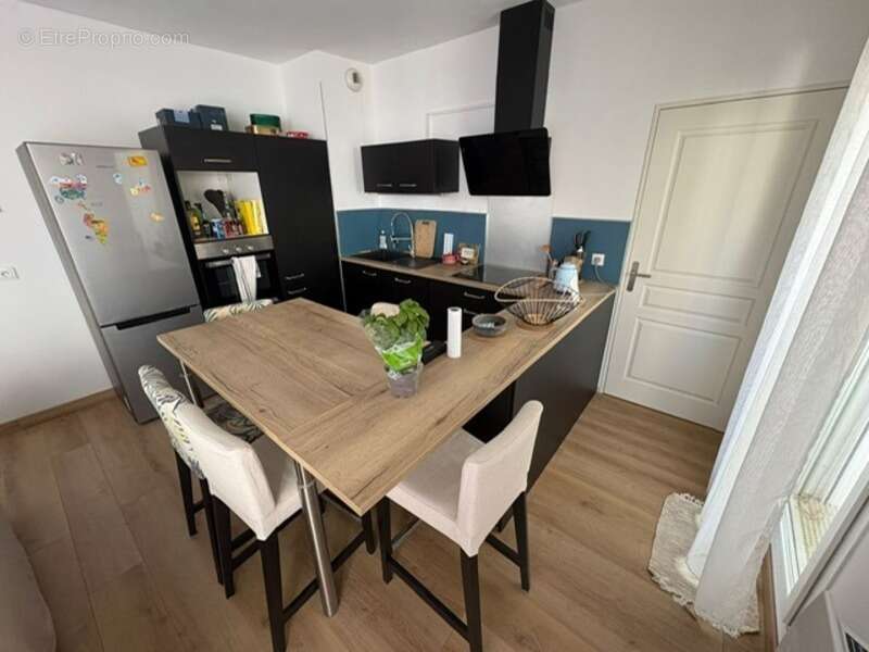 Appartement à ROQUEVAIRE