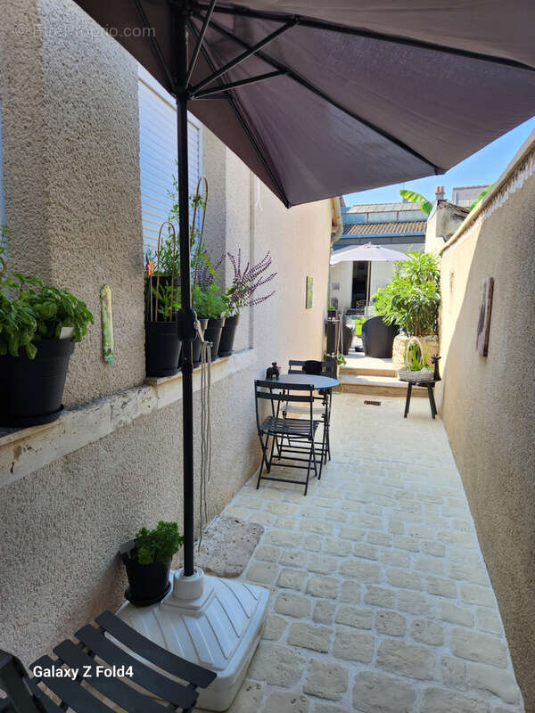 Maison à BLERE