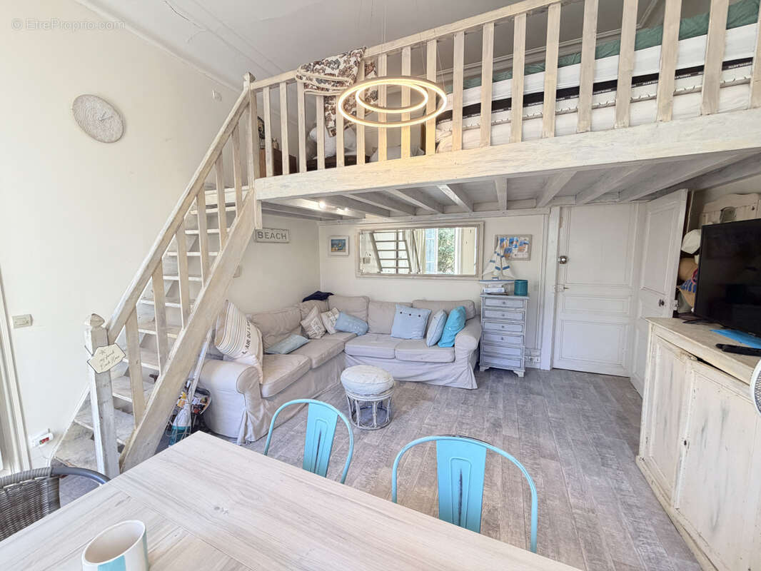 Appartement à TROUVILLE-SUR-MER