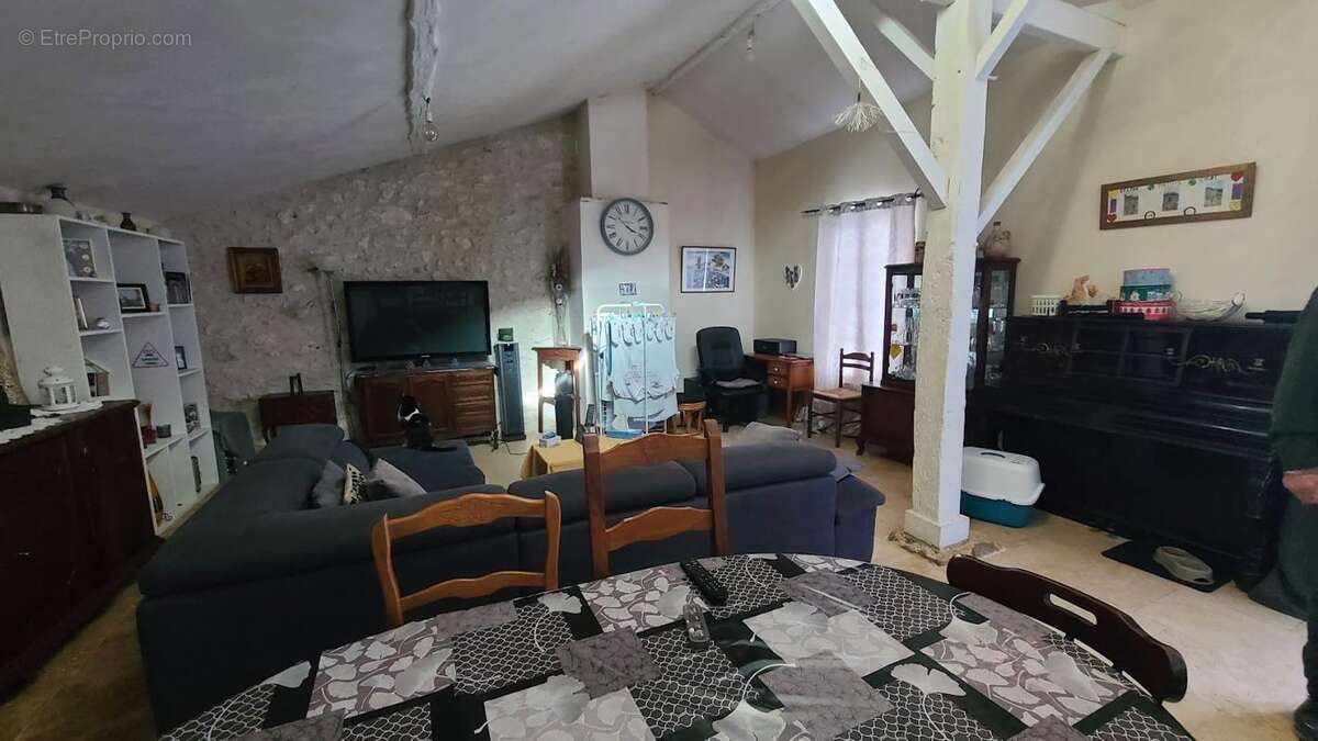 Maison à ROQUECOR