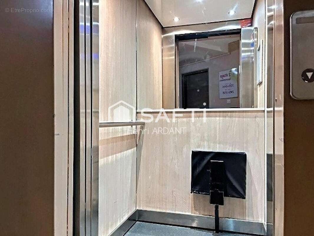 Photo 9 - Appartement à LIMOGES