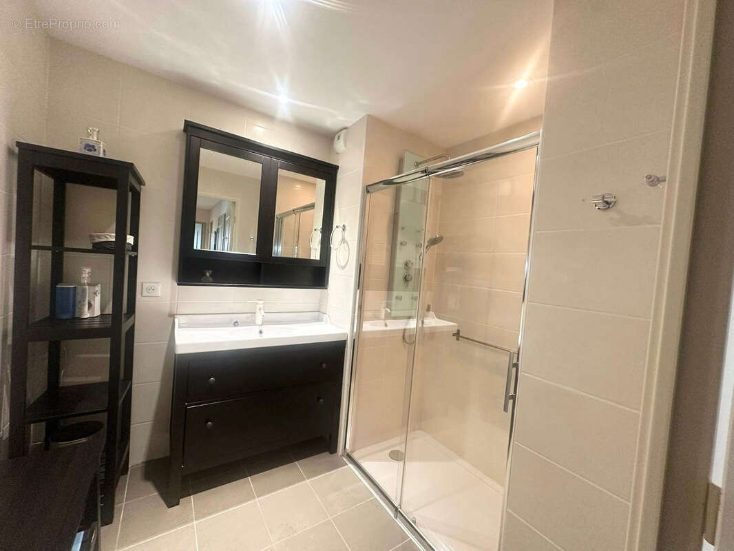 Appartement à TOURGEVILLE