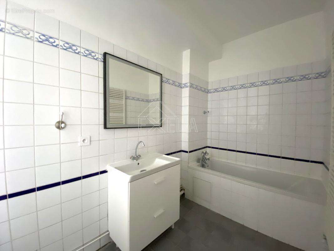 Appartement à ROSNY-SUR-SEINE