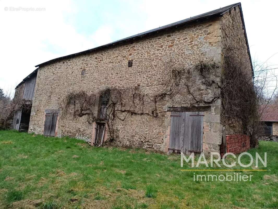 Maison à SAINT-GEORGES-LA-POUGE