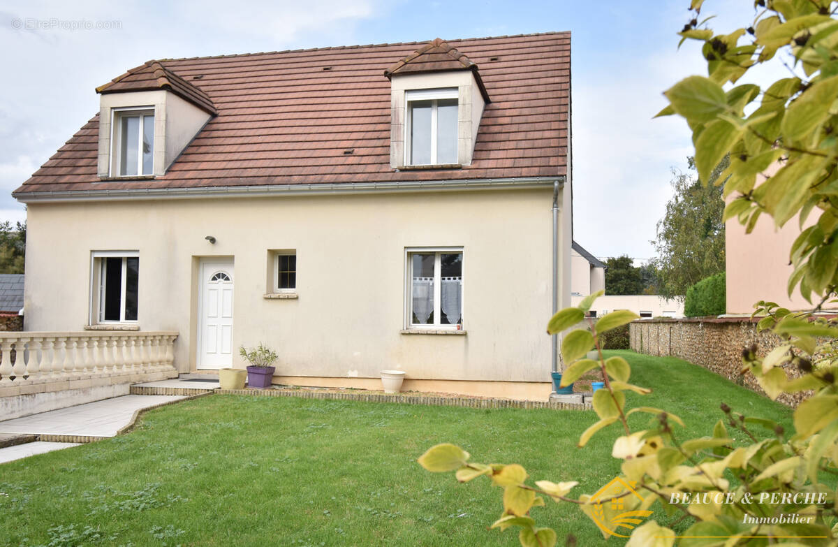 Maison à ILLIERS-COMBRAY