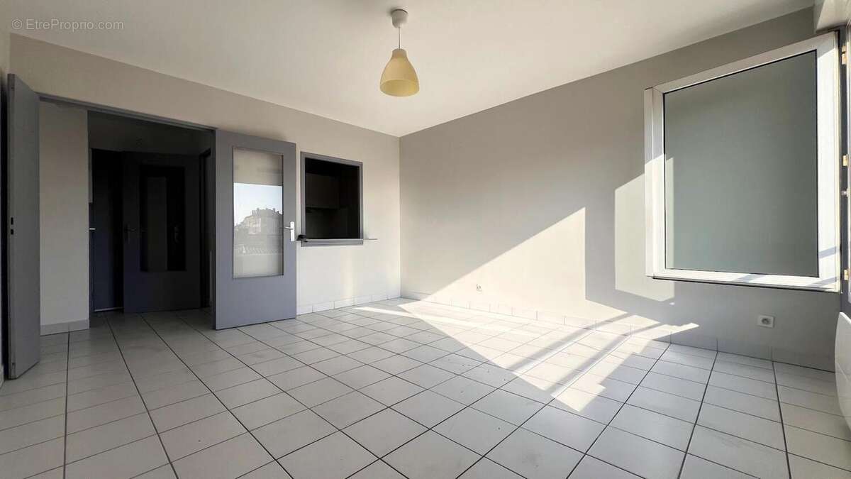 Photo 2 - Appartement à LYON-4E