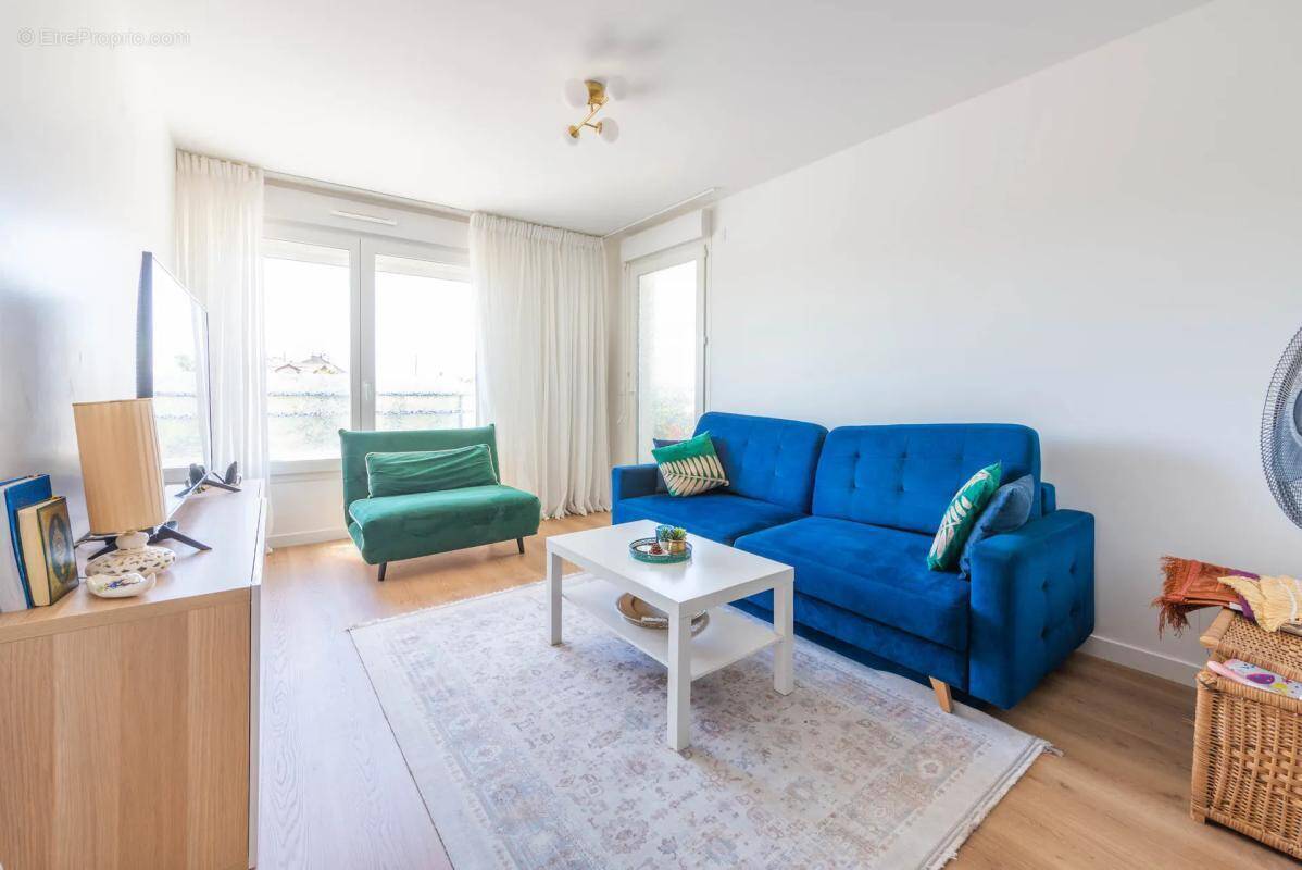 Appartement à SARTROUVILLE
