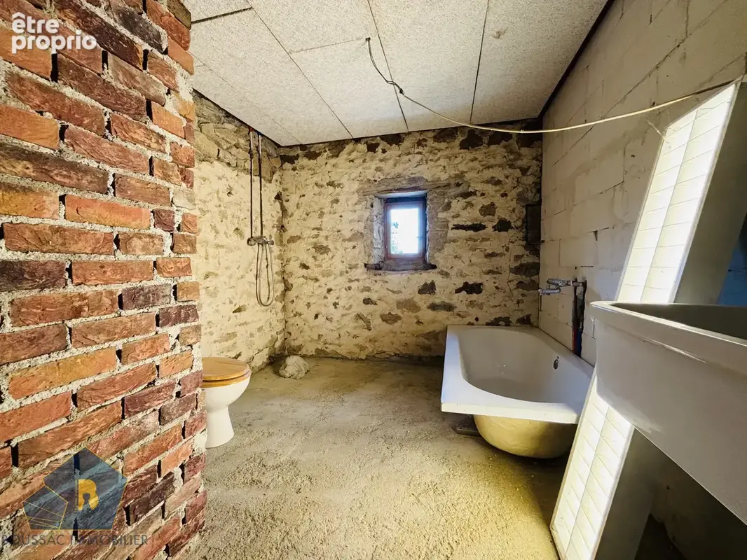 Coup de cœur pour les amoureux de la rénovation et des grands volumes ! - photo 7