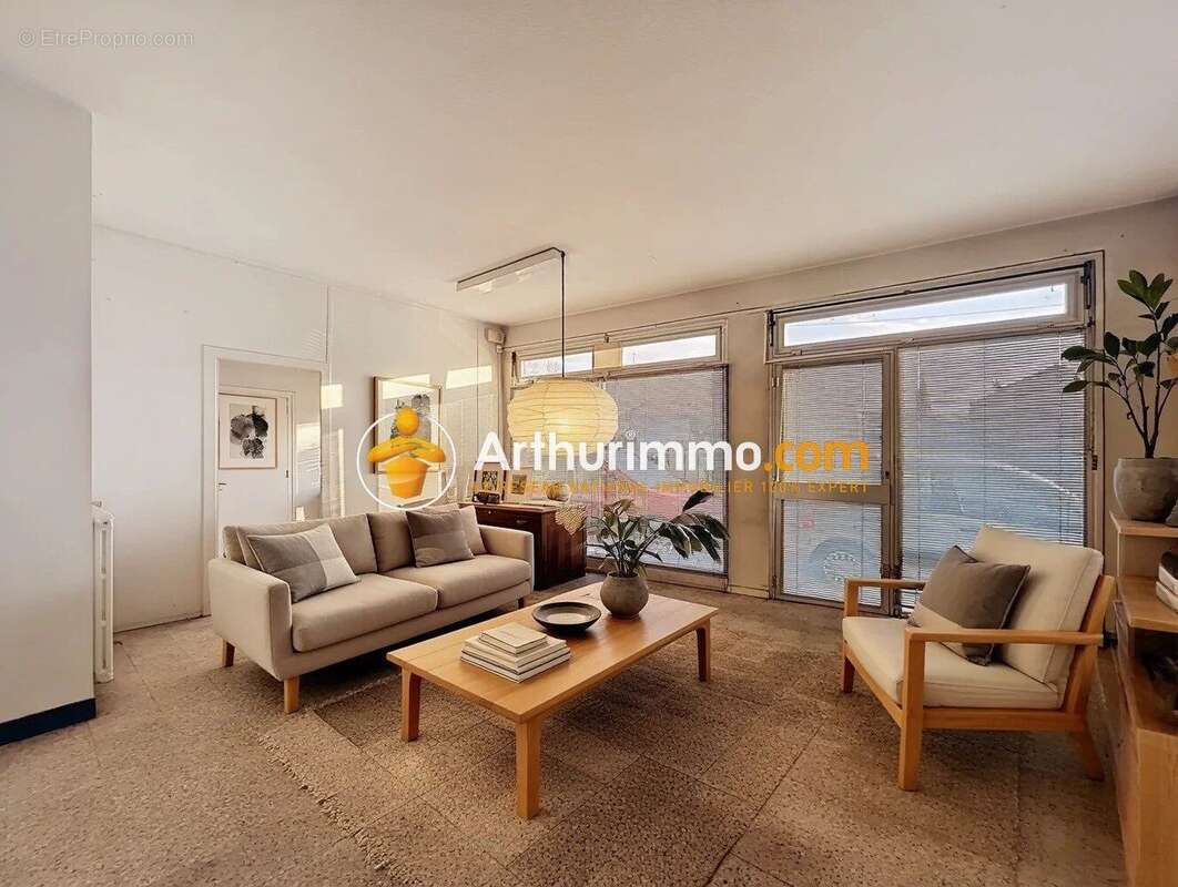 Appartement à LA TOUR-DU-PIN